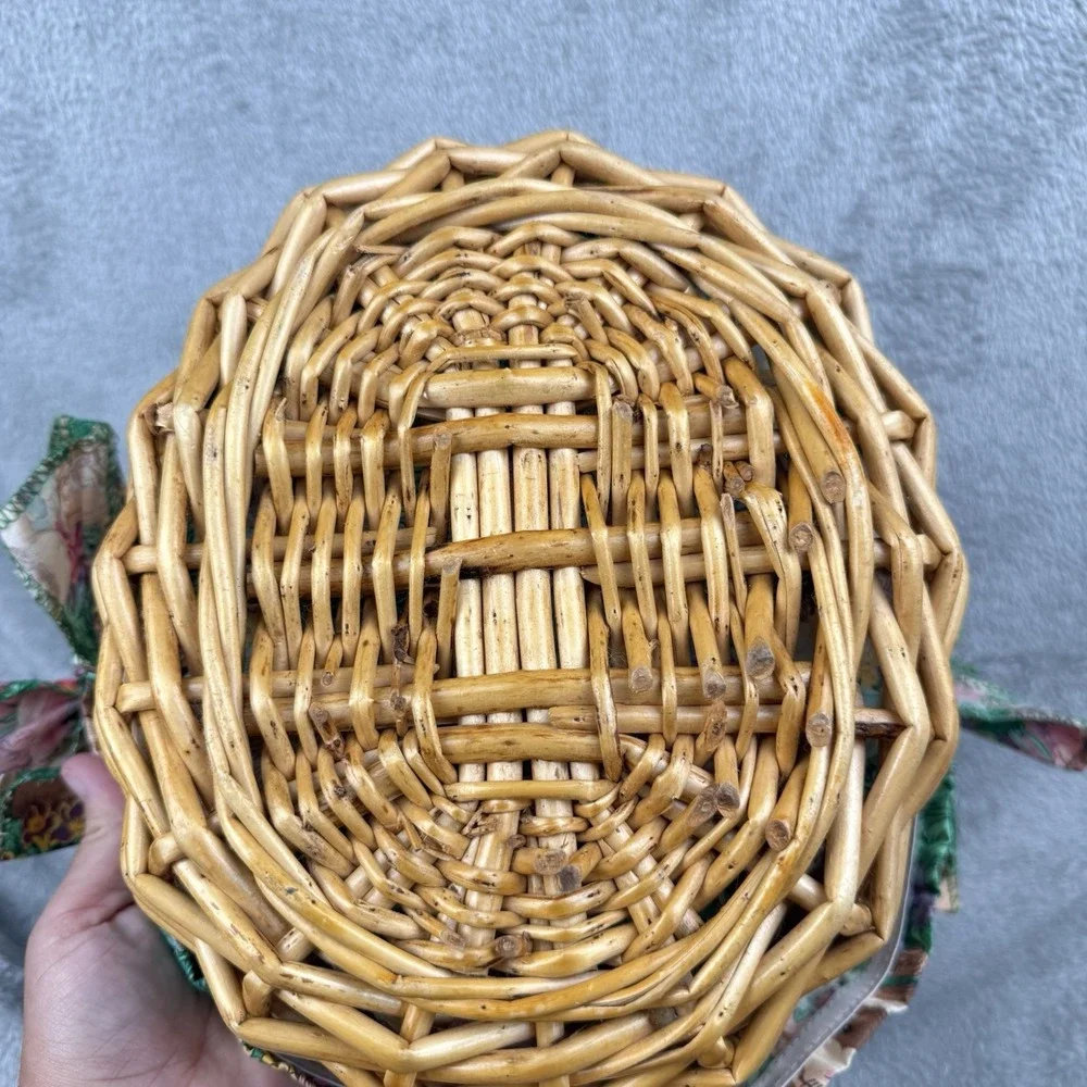 Vintage Easter Basket Wicker Rattan Bunny Fabric Lined with Handle Primitive‎